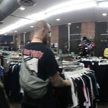 Buffalo Exchange - Used, Vintage & Consignment Near Me - Brooklyn, New York Buffalo Exchange - Used, Vintage & Consignment Near Me - Brooklyn, New York