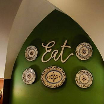 Fratelli's Italian Restaurant - plates on the wall - Italian Near Me - Salisbury, Maryland Fratelli's Italian Restaurant - plates on the wall - Italian Near Me - Salisbury, Maryland