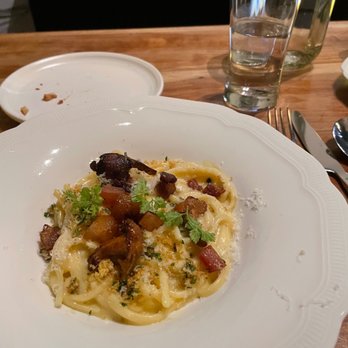 Mama - Italian Near Me - Oakland, California Mama - Italian Near Me - Oakland, California