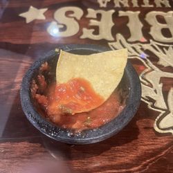 Robles Kitchen - Salsa was just the right heat.