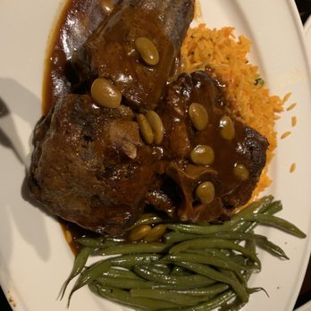 Bahama Breeze - Braised oxtails - Bars Near Me - Kennesaw, Georgia