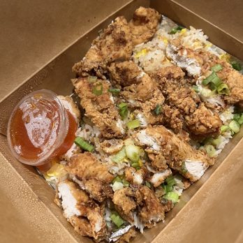 Charm Thai Kitchen & Coffee - Garlic Fried Rice with Fried Chicken - Thai Near Me - Henderson, Nevada