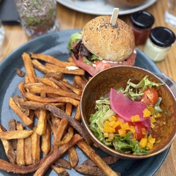 Bistro Hortus - French Near Me - Quebec City, Quebec Bistro Hortus - French Near Me - Quebec City, Quebec