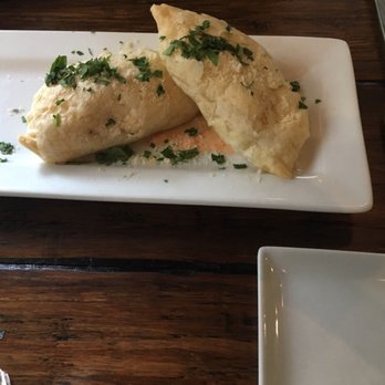 Bar Solita - Wine Bars Near Me - Richmond, Virginia