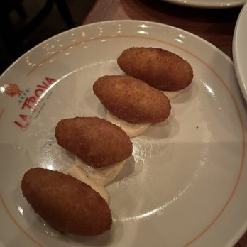Cafe La Trova - Lobster Croquetas - Cocktail Bars Near Me - Miami, Florida