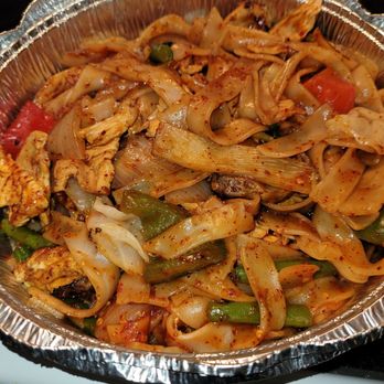 Beau Thai - Tennyson - Chicken Drunkin Noodles - Thai Near Me - Denver, Colorado