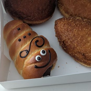 Oyatsupan Bakers - Japanese Near Me - Beaverton, Oregon