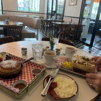 Cafe Landwer - Amazing!! Landwer Pancakes - Cafes Near Me - Las Vegas, Nevada Cafe Landwer - Amazing!! Landwer Pancakes - Cafes Near Me - Las Vegas, Nevada