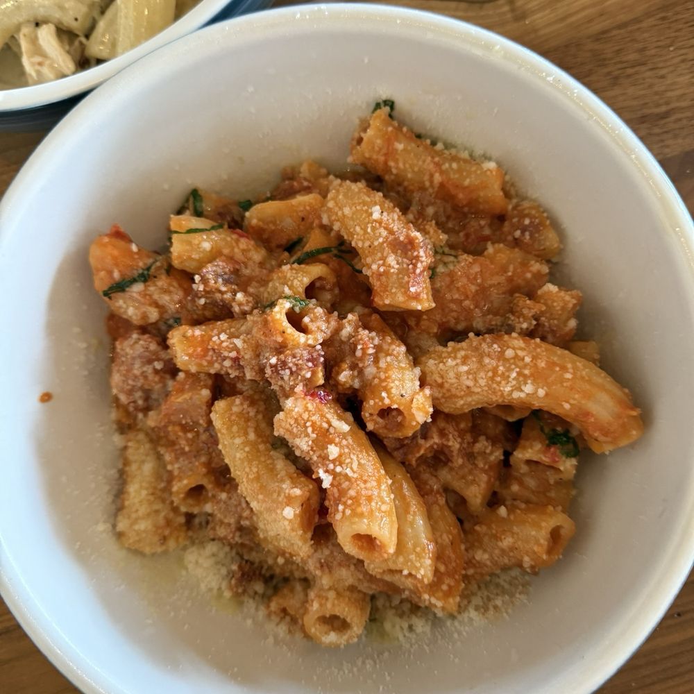 Spicy Rigatoni Vodka Pasta Spicy Rigatoni Vodka Pasta