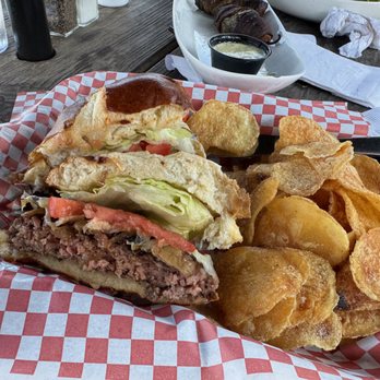 Smoke on the Water BBQ - Mushroom Onion Swiss Burger - Barbeque Near Me - Okauchee, Wisconsin