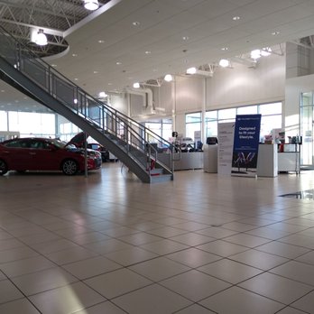 Northstar Hyundai - Showroom inside Northstar Hyundai at 137 Ave. Edmonton, AB Waiting for oil change and tire rotation on my Hyundai Kona. - Car Dealers Near Me - Edmonton, Alberta Northstar Hyundai - Showroom inside Northstar Hyundai at 137 Ave. Edmonton, AB Waiting for oil change and tire rotation on my Hyundai Kona. - Car Dealers Near Me - Edmonton, Alberta