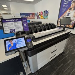FedEx Office Print & Ship Center - BIG copier for special jobs
