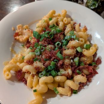 Blast & Brew - Lobster Mac and cheese (half order) - New American Near Me - Pismo Beach, California Blast & Brew - Lobster Mac and cheese (half order) - New American Near Me - Pismo Beach, California