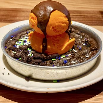 BJ's Restaurant & Brewhouse - Spooky Pizookie (seasonal) - Pizza Near Me - New Braunfels, Texas BJ's Restaurant & Brewhouse - Spooky Pizookie (seasonal) - Pizza Near Me - New Braunfels, Texas