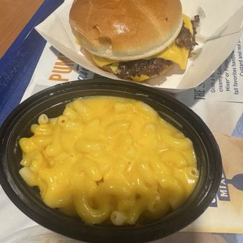 Culver's - Mac Wisconsin Cheddar Cheese Sauce Butter burger - Ice Cream & Frozen Yogurt Near Me - Kissimmee, Florida