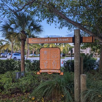 Lucky Shuck - Seafood Near Me - Jupiter, Florida Lucky Shuck - Seafood Near Me - Jupiter, Florida