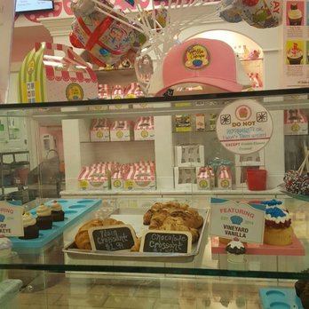 Little Miss Cupcape - Cupcakes Near Me - Hyannis, Massachusetts Little Miss Cupcape - Cupcakes Near Me - Hyannis, Massachusetts