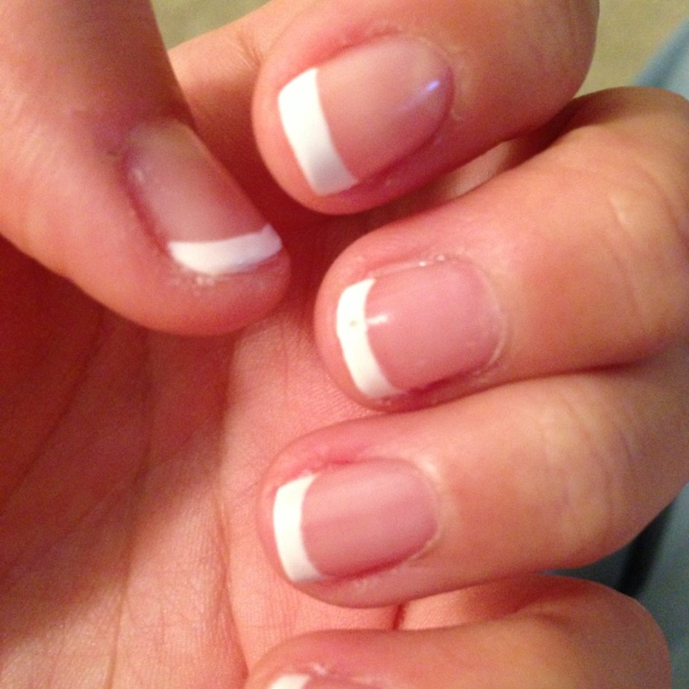 Kim’s Day Spa - Imperfections are hard to see In this pic, but there are tiny bubbles! Such a pet peeve. - Nail Salons Near Me - Baltimore, Maryland
