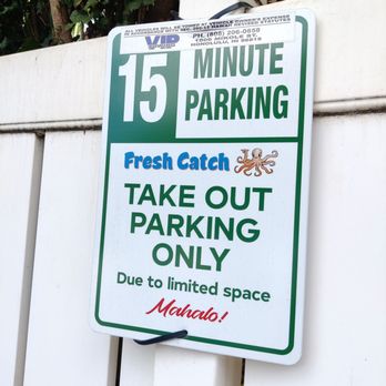 Fresh Catch - Parking is only 15 minutes for takeout only - Hawaiian Near Me - Honolulu, Hawaii
