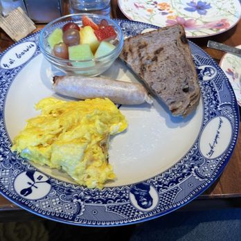 Founding Farmers DC - Scrambled eggs, fresh fruit, chicken apple sausage, apple raisin walnut bread - American Near Me - Washington, DC, District of Columbia Founding Farmers DC - Scrambled eggs, fresh fruit, chicken apple sausage, apple raisin walnut bread - American Near Me - Washington, DC, District of Columbia