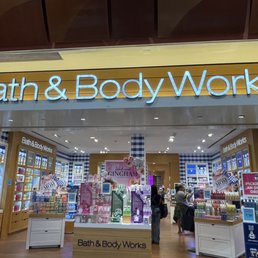 【新品未使用】Bath & Body Works モアナ5点セット Amazon.com : Bath & Body Works Limited Edition Princess Collection