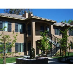 The Villas Luxury Apartments - The fountain in the courtyard.