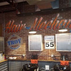Hair Mechanix - Clean and comfortable hair washing stations !