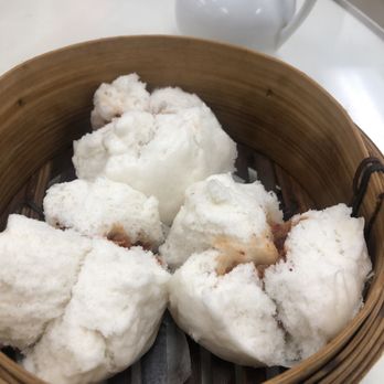Ginger & Garlic - Steamed bbq pork bun - Dim Sum Near Me - Honolulu, Hawaii Ginger & Garlic - Steamed bbq pork bun - Dim Sum Near Me - Honolulu, Hawaii