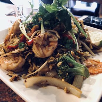 Khao San Road Thai Cuisine - Pad Kee Mao (Prawns) - Thai Near Me - Seattle, Washington Khao San Road Thai Cuisine - Pad Kee Mao (Prawns) - Thai Near Me - Seattle, Washington