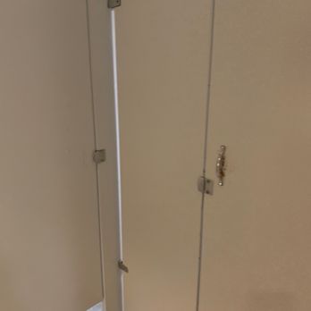 Solaris  - SunQuest Cruises - Inside of stall in women's bathroom - Venues & Event Spaces Near Me - Miramar Beach, Florida