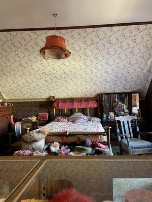 Dolly's House by null