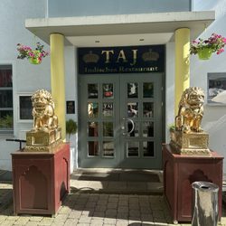 TAJ Indisches Restaurant - Entrance