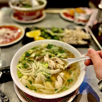 Sit lo Saigon - Pho Ga (Chicken Pho) - Vietnamese Near Me - Elk Grove, California