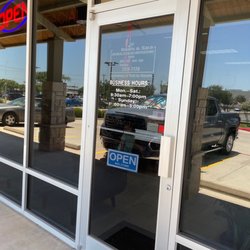 XO Nails & Spa - XO Nails exterior!