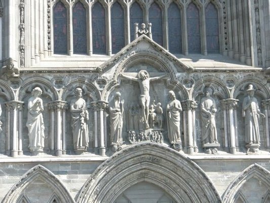 Nidaros Cathedral by null