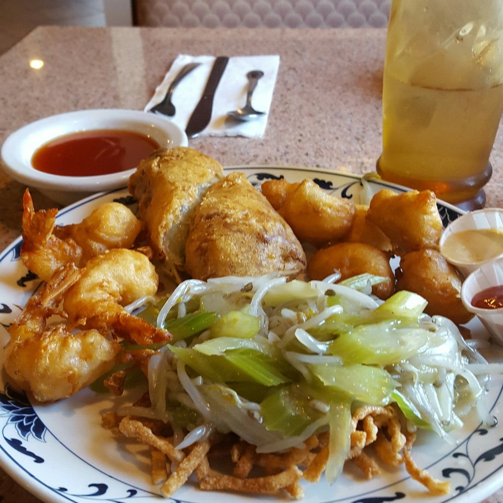 Combo #5, substituted with sweet and sour chicken.