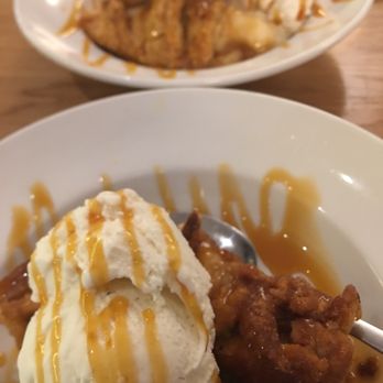 Silver Diner - Apple pie and bread pudding! - New American Near Me - Elkridge, Maryland