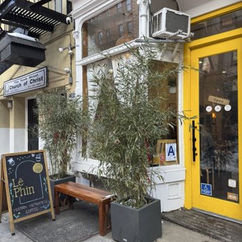 Le Phin - Exterior - Coffee & Tea Near Me - New York, New York