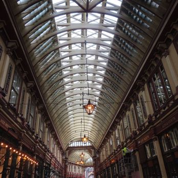 Leadenhall Market - Shopping Centers Near Me - London, XGL Leadenhall Market - Shopping Centers Near Me - London, XGL