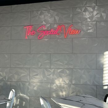 The Social View - Burgers Near Me - Indianapolis, Indiana
