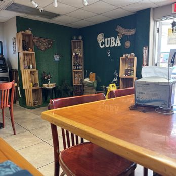 Rincon Criollo Restaurant - Inside seating area with homey vibe - Cuban Near Me - Miami, Florida