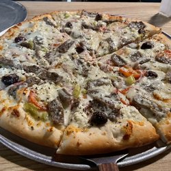 Paparazzi Pizza - Mediterraneano pizza had the best gyro meat and amazing crust!