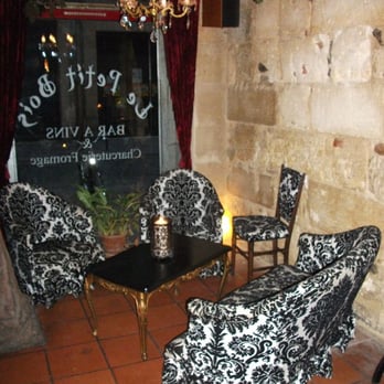 Le Petit Bois - Le Petit Bois 1 - Restaurants Near Me - Bordeaux, 33 Le Petit Bois - Le Petit Bois 1 - Restaurants Near Me - Bordeaux, 33