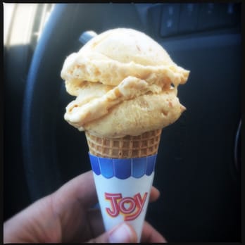 La Reyna de Michoacan - Corn ice cream, yes please! - Ice Cream & Frozen Yogurt Near Me - Fresno, California