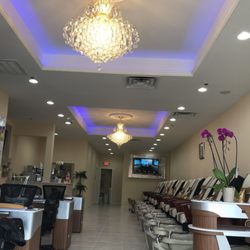 Perfect Ten Nail & Spa - Beautiful, new salon