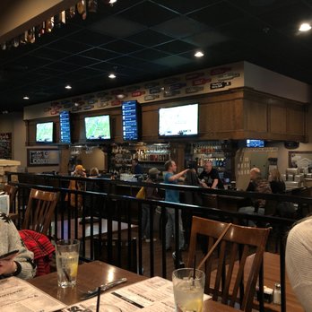 CONRAD'S Restaurant & Alehouse - Chicken Wings Near Me - Liberty, Missouri