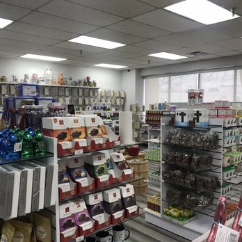 Candymakers - Another view of the store - Arts & Crafts Near Me - Cheektowaga, New York
