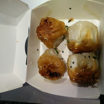 祥興記上海生煎包 - Two shrimp, two regular (pork) - Shanghainese Near Me - Hong Kong, HK
