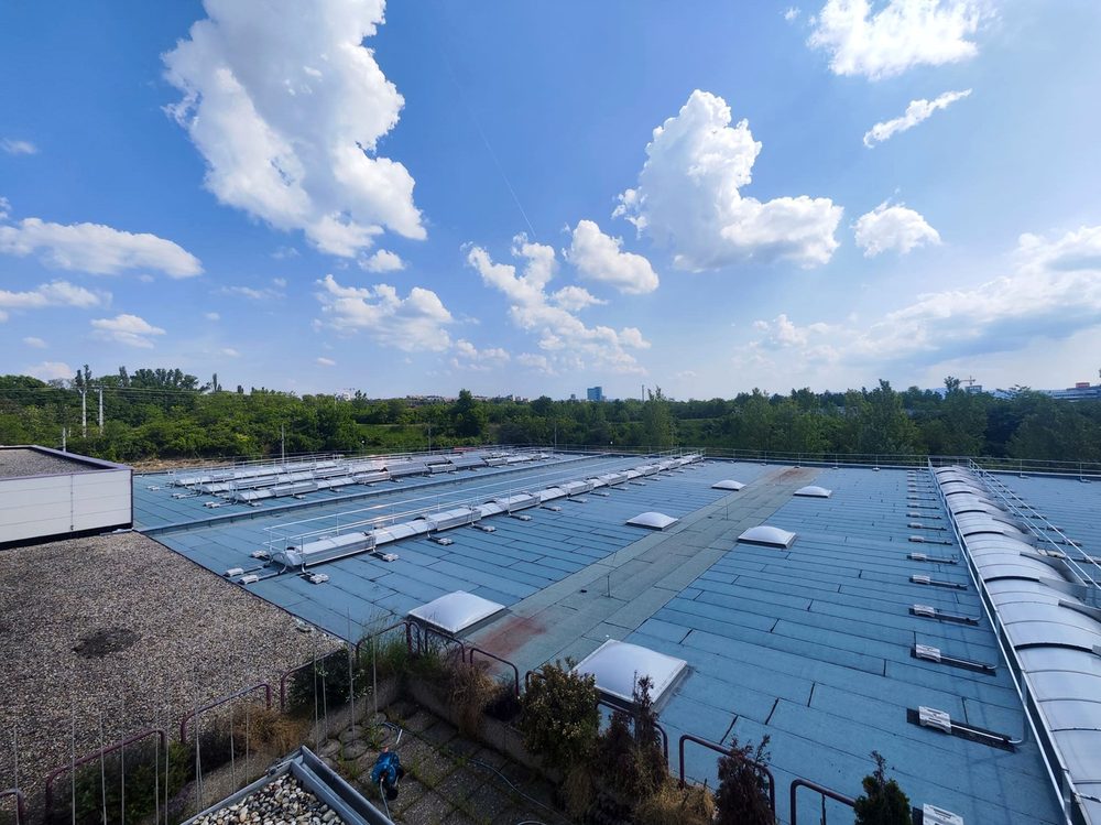 Slide of Santa Anita Roofing