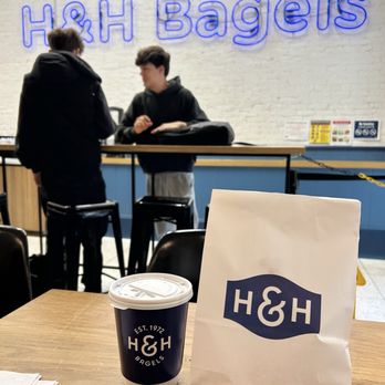 H&H Bagels - Bagels Near Me - New York, New York